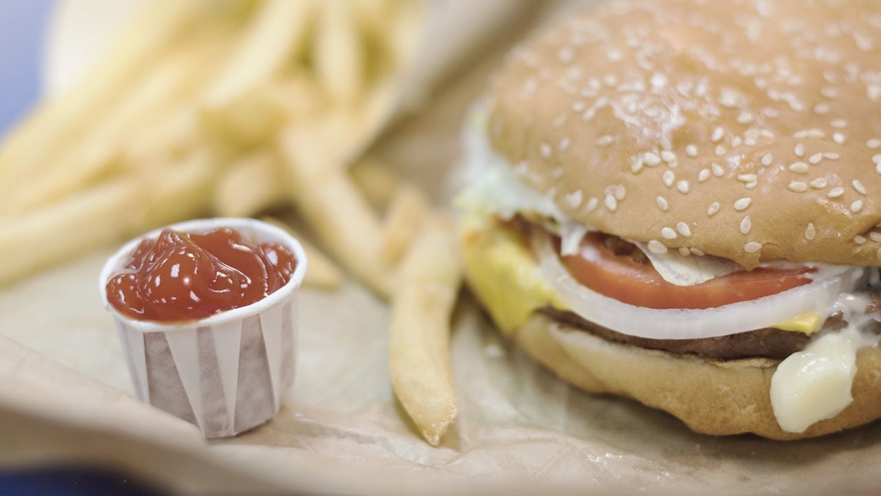 Popular fast-food chains use packaging with cancer-causing chemicals,  report says 